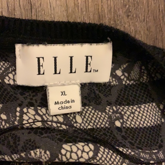 Cardigan - Picture 2 of 3